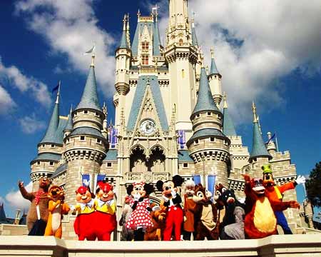 Disneyland Paris Recrutamento - Trabalhar no parque temático mais divertido da Europa